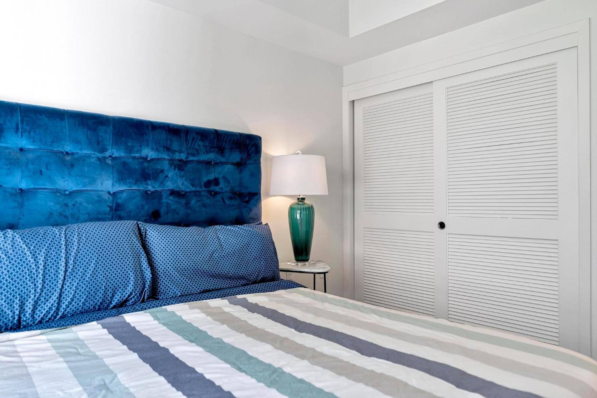 7 Large Down Town Santa Monica Apartamento *